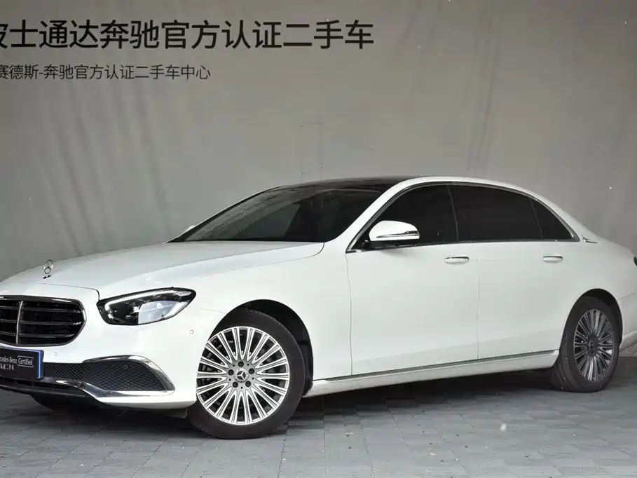 Mercedes-Benz E-Class 2022