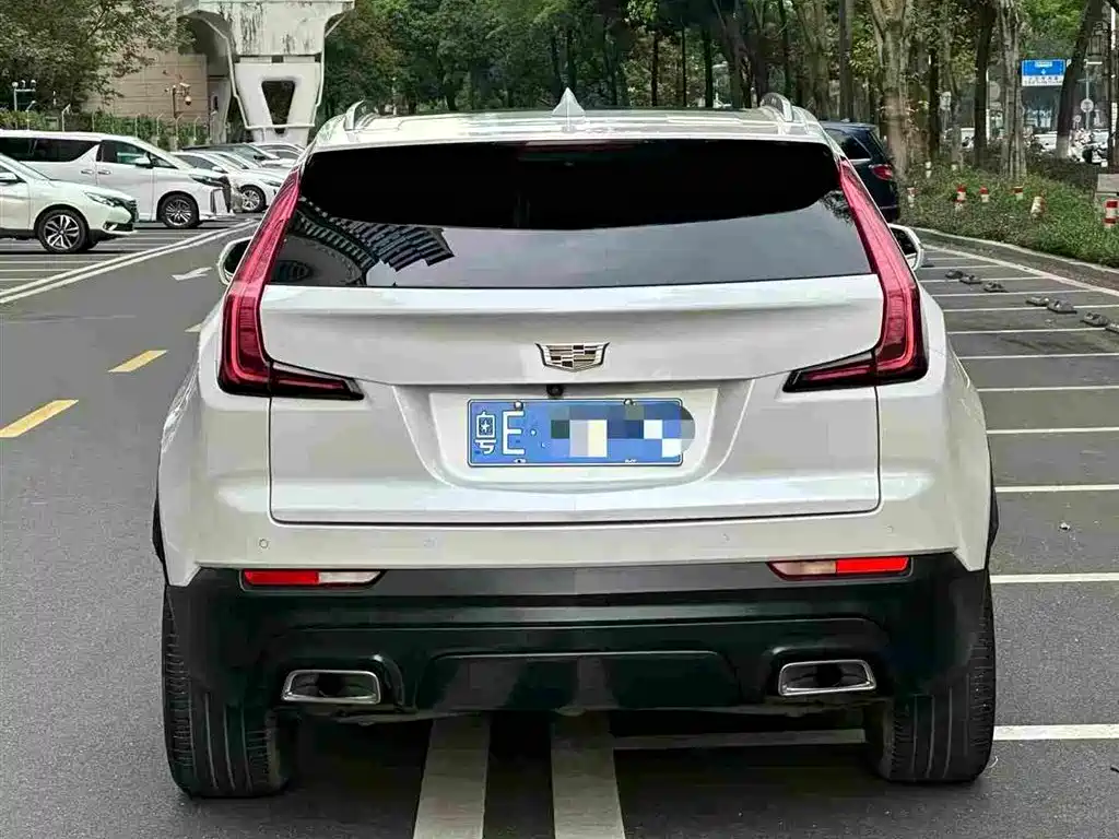 Cadillac XT4 — миниатюра 5