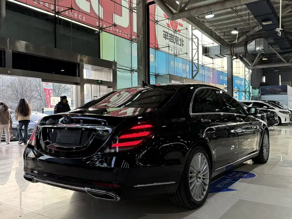 MERCEDES-BENZ S CLASS