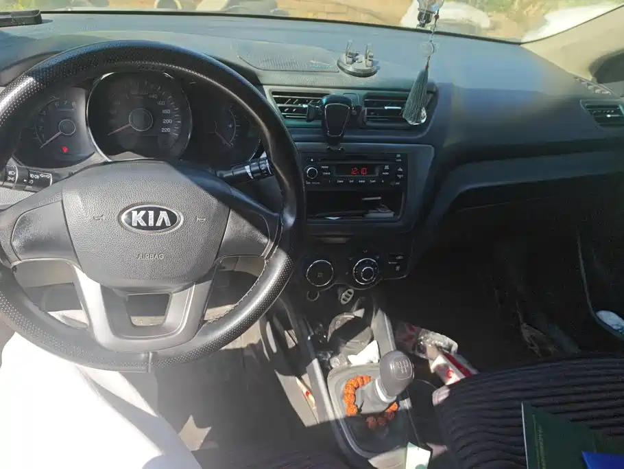 Kia K2 — миниатюра 12