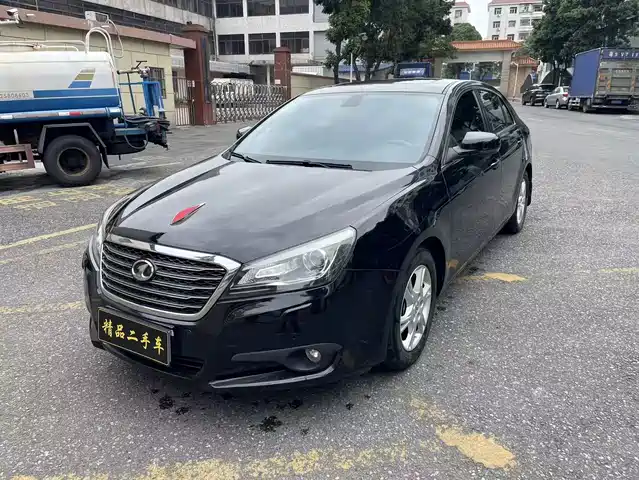 2013 Bestune B90