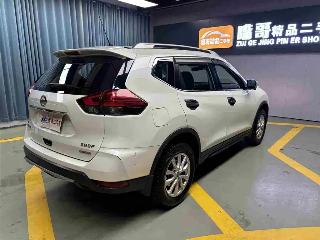 NISSAN QIJUN