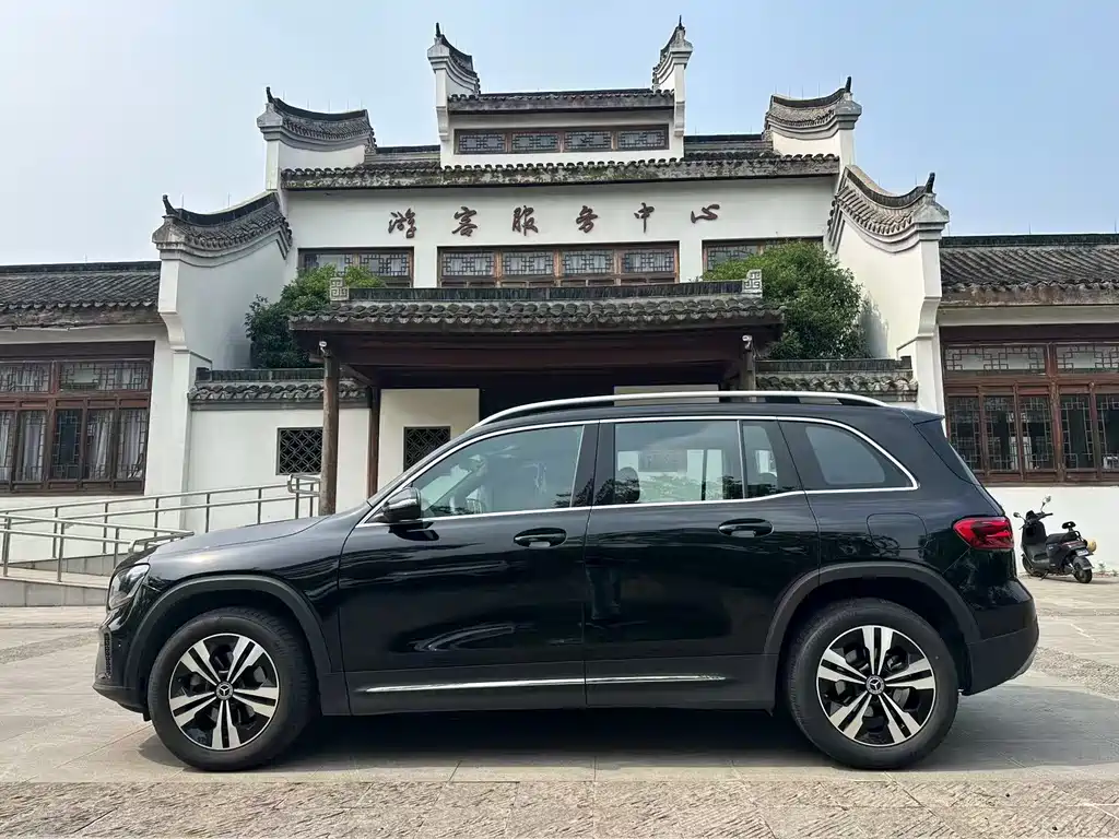 Mercedes-Benz GLB 2024 GLB 200