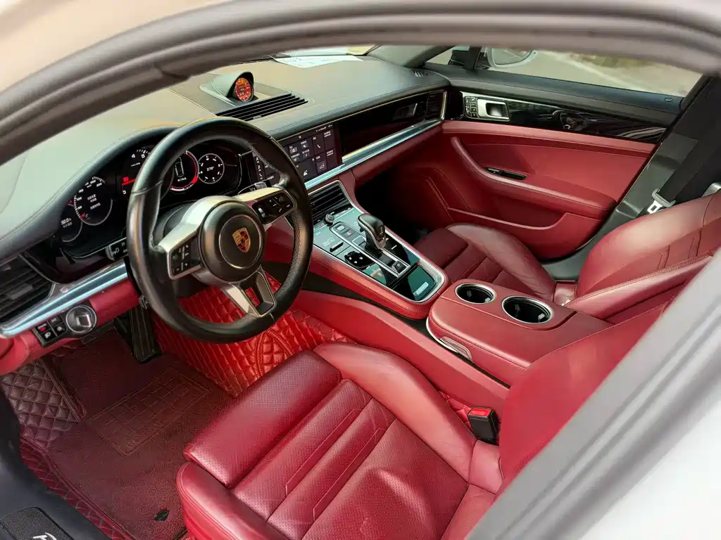 Porsche Panamera — миниатюра 7