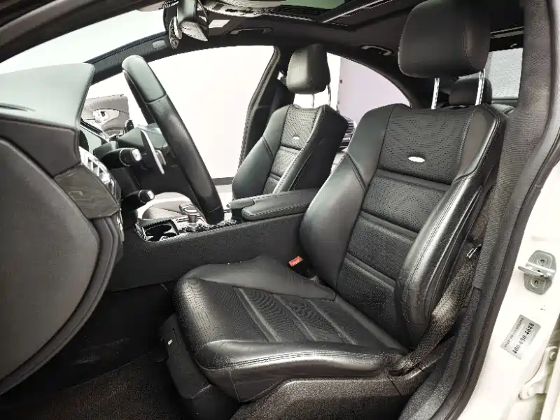 Mercedes-Benz CLS A MG 2012 AMG CLS 63