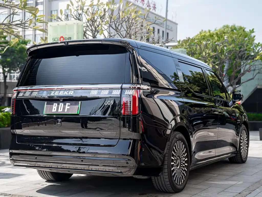 ZEEKR EXTREME KRYPTON 009