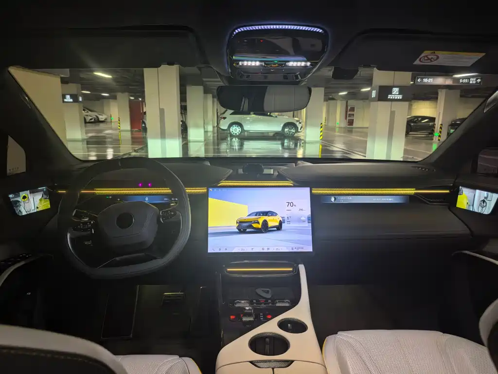 LOTUS SPORTS CAR ELETRE