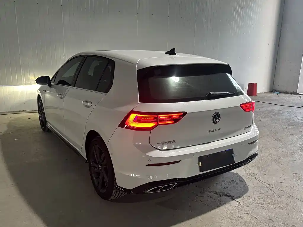 Volkswagen Golf — миниатюра 5