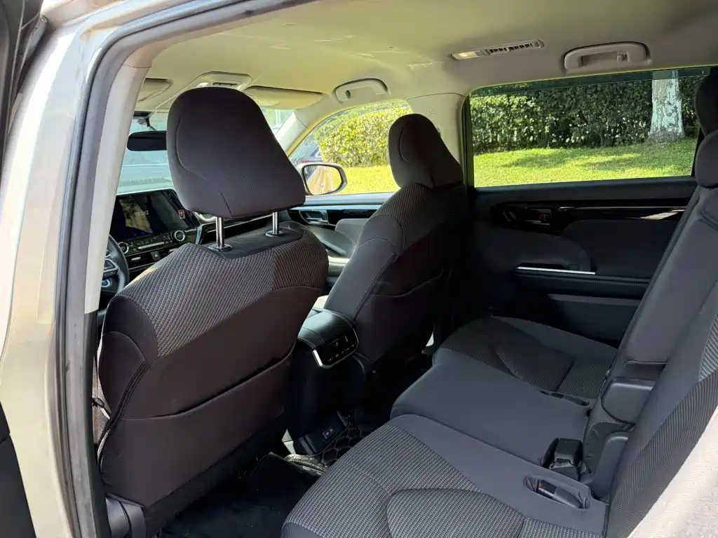 Toyota Highlander — миниатюра 11