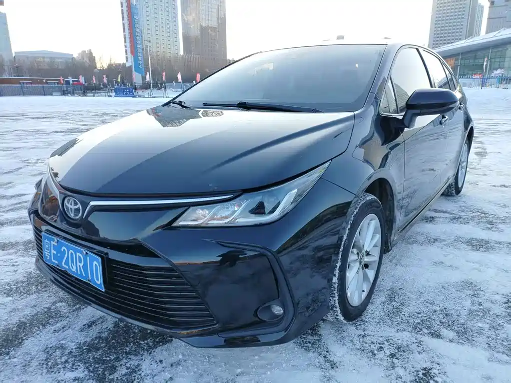 TOYOTA COROLLA