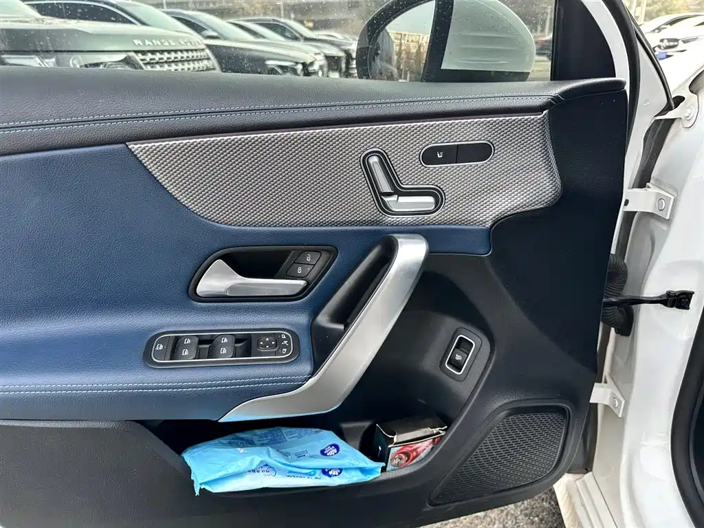 MERCEDES-BENZ A CLASS