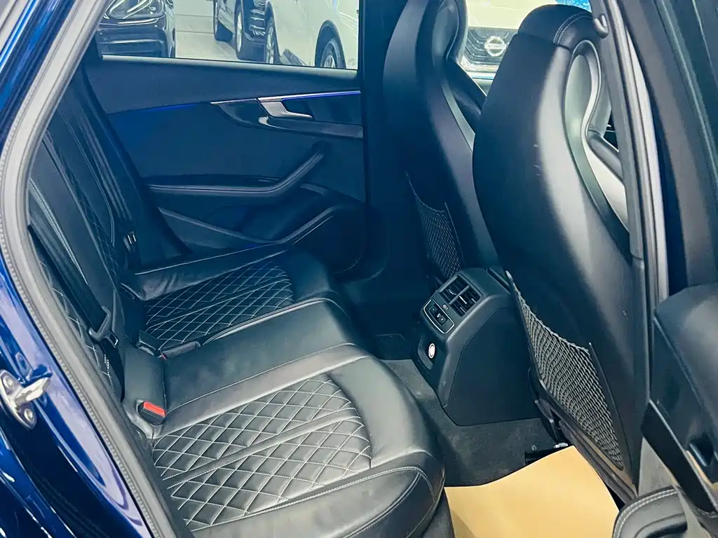 Audi S4 — миниатюра 8
