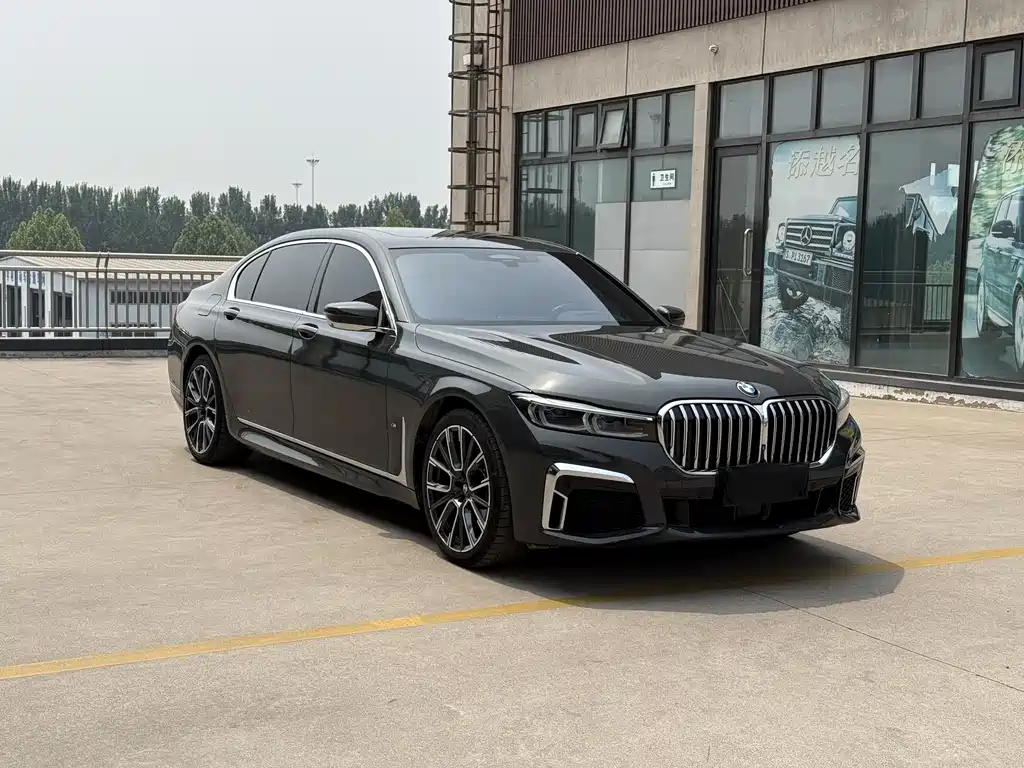 BMW 7 Series 7 2022 740Li xDrive Executive M Sport