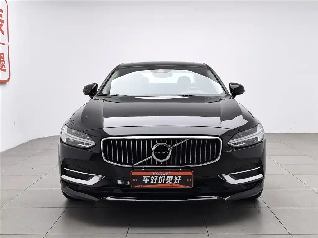 Volvo S90 2019 T4