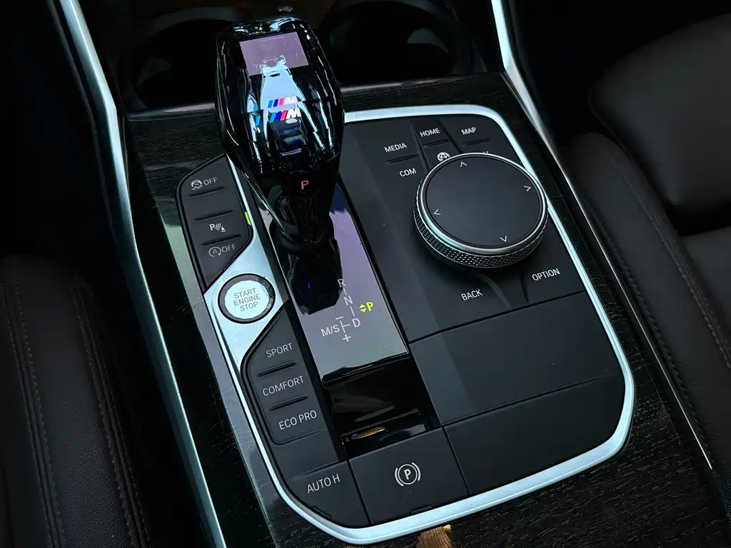 BMW 3 Series — миниатюра 13