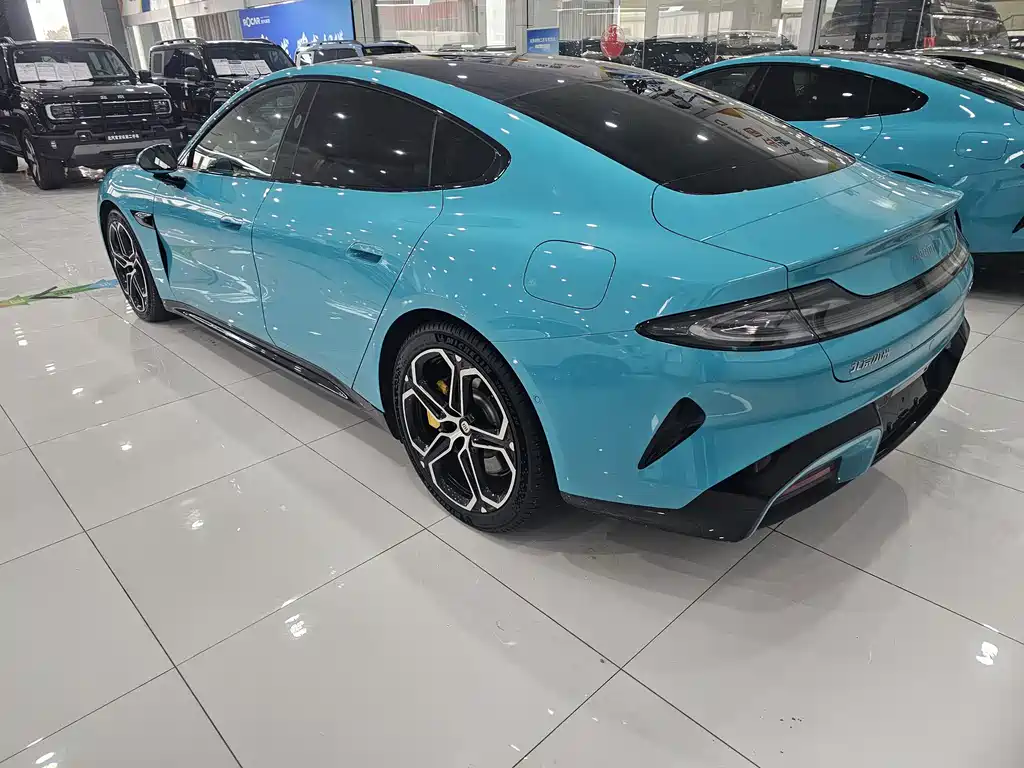 XIAOMI CAR XIAOMI SU7