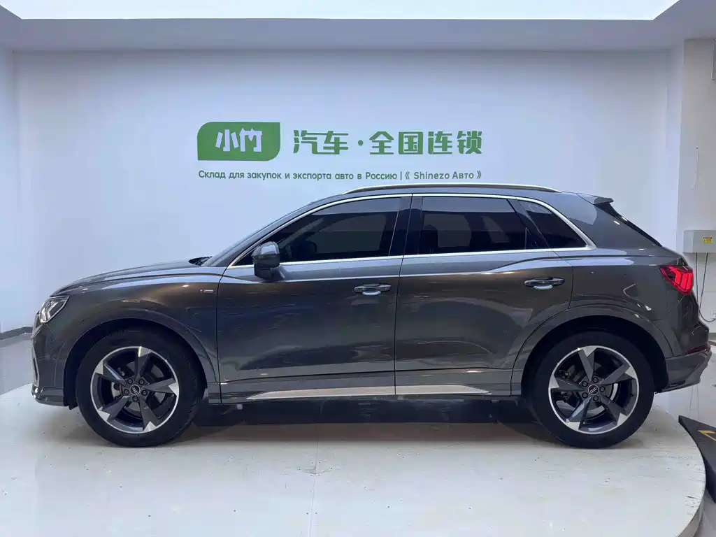 Audi Q3 2023 35 TFSI Fashion (1.4T)