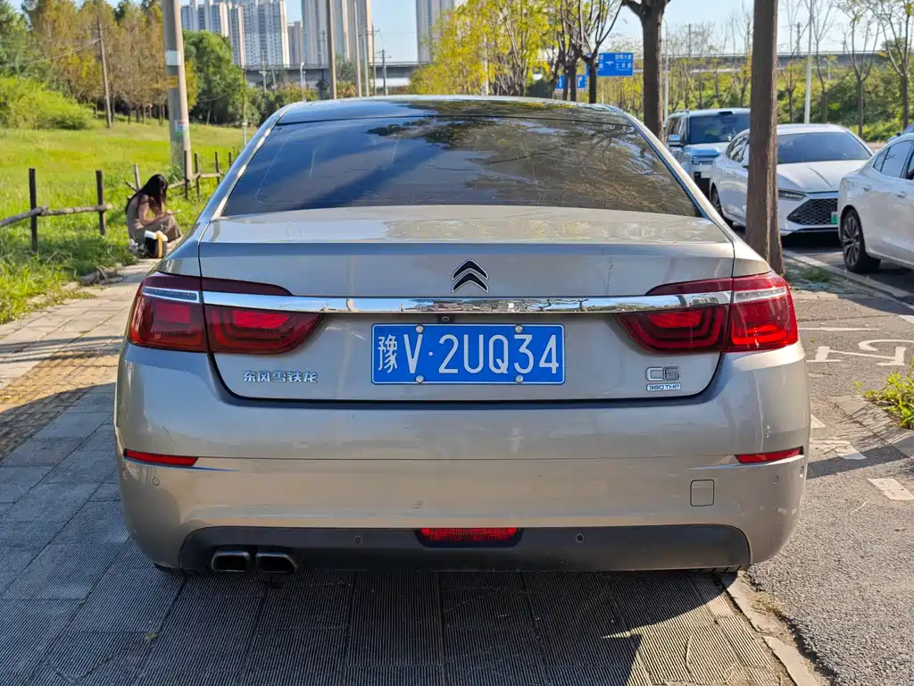 Citroen C6 — миниатюра 8