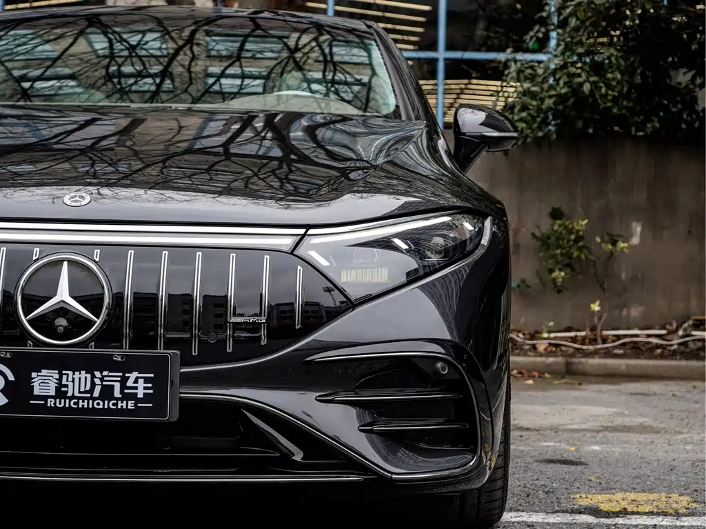 MERCEDES-BENZ EQS AMG