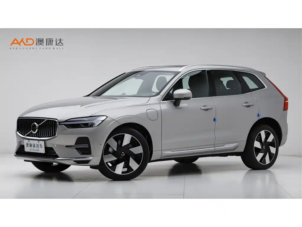VOLVO XC60 PLUG IN HYBRID