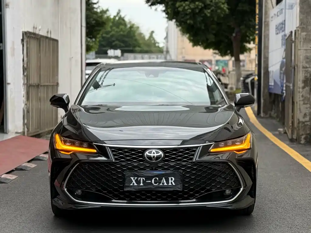 Toyota Avalon — миниатюра 2