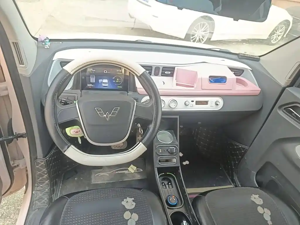 Wuling MINIEV — миниатюра 10