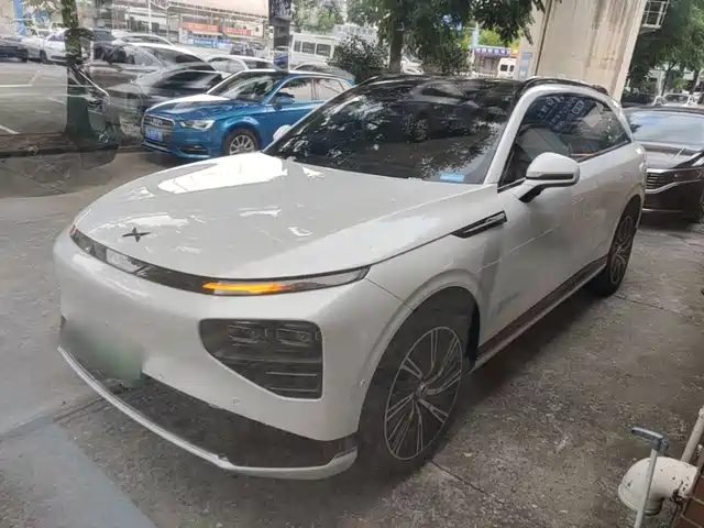 2025 Xpeng G9