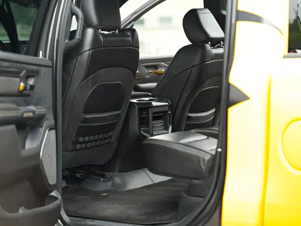 Ram Trucks 2023 6.2T AT