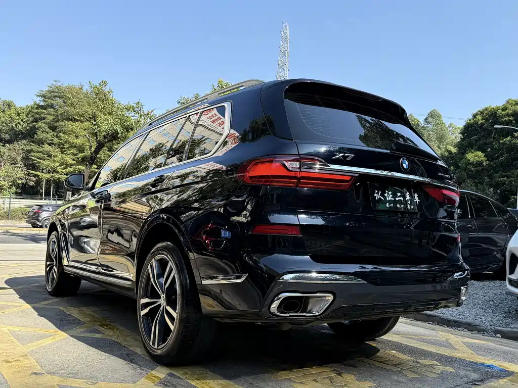 BMW X7 2022 xDrive40i Premium M Sport