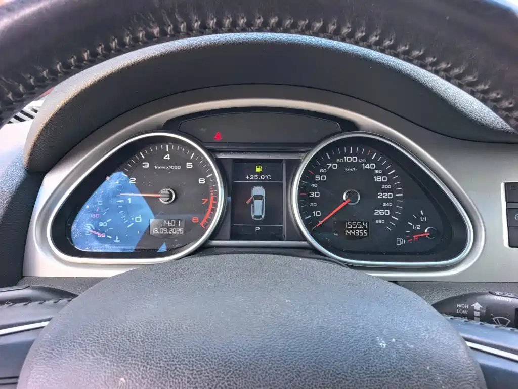 Audi Q7 — миниатюра 12