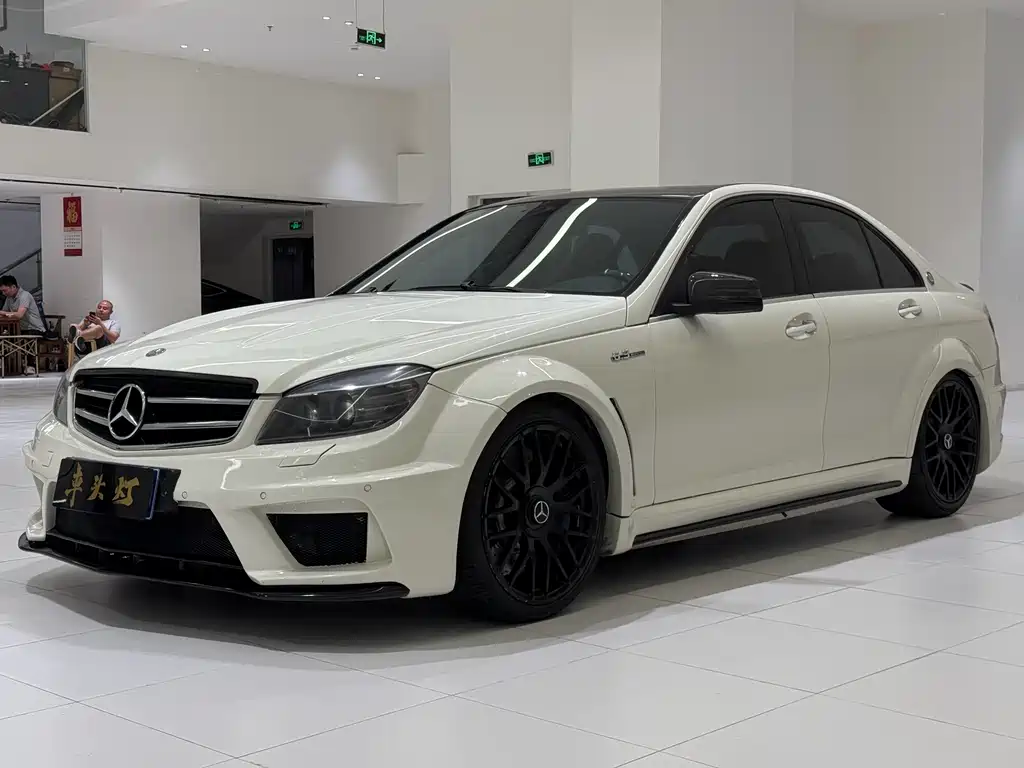 Mercedes-Benz C-Class AMG 2011