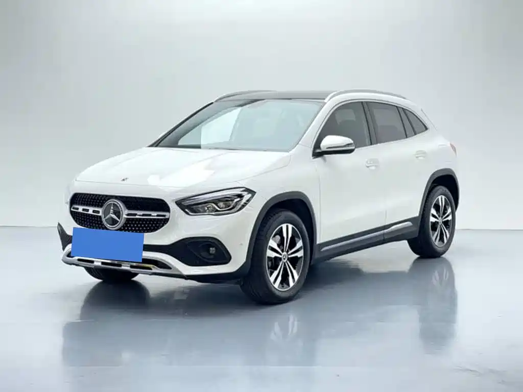 Mercedes-Benz GLA 2021