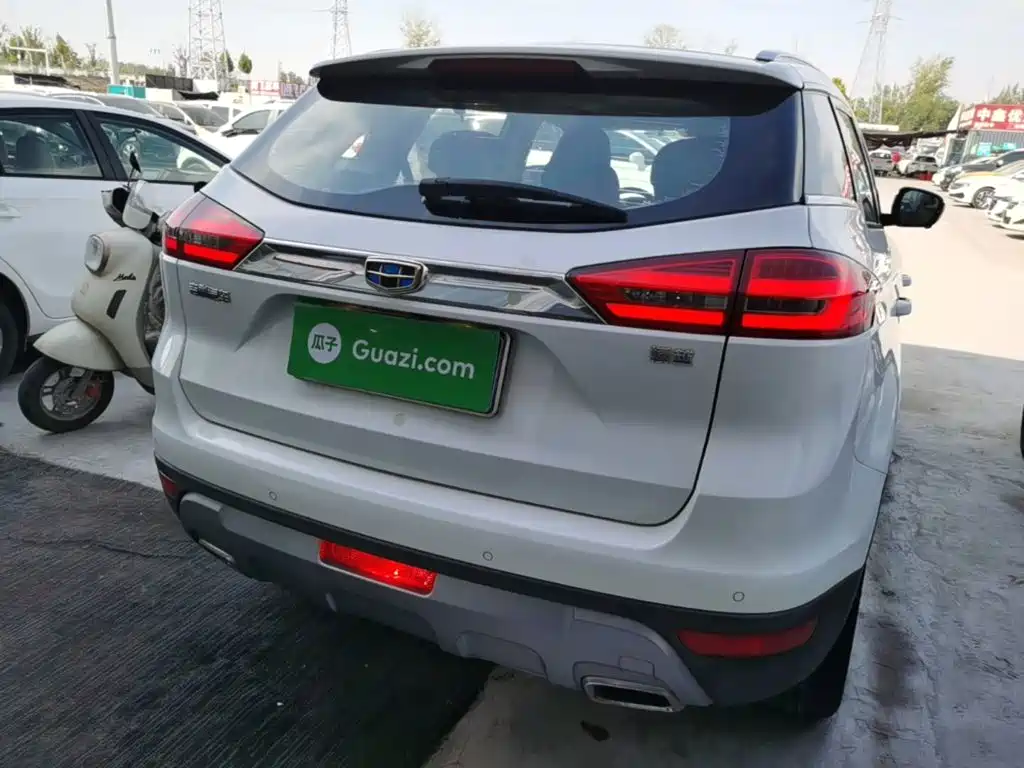 Geely Boyue — миниатюра 6