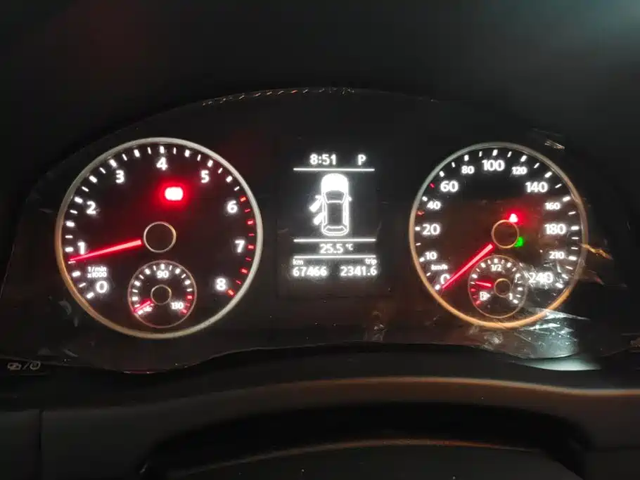 Volkswagen Tiguan — миниатюра 14