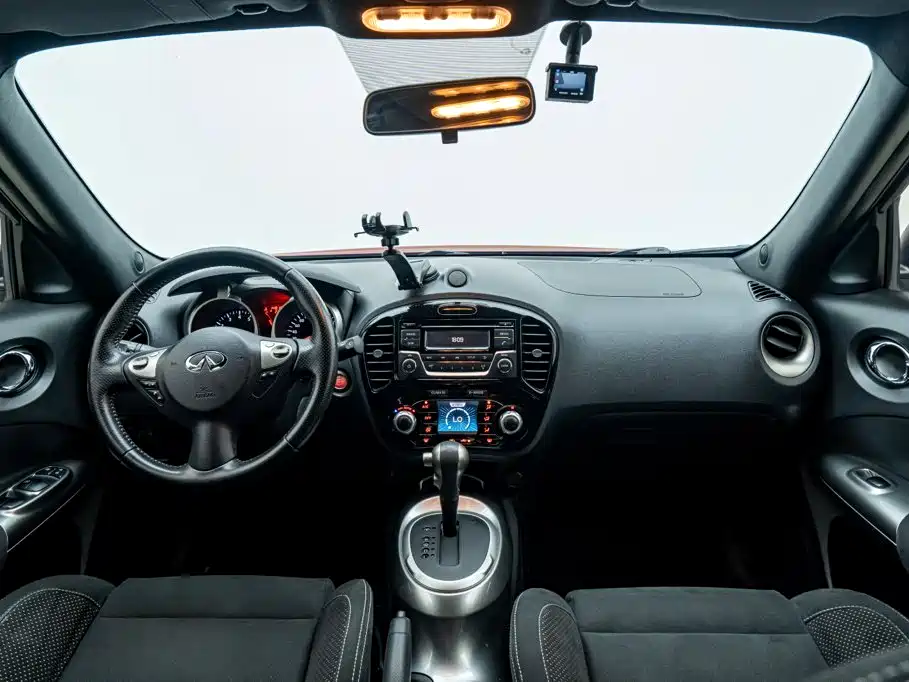 Infiniti ESQ — миниатюра 18