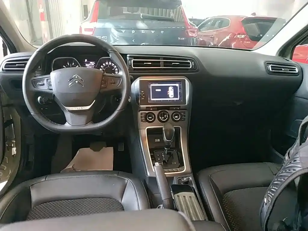 Citroen C4 — миниатюра 10