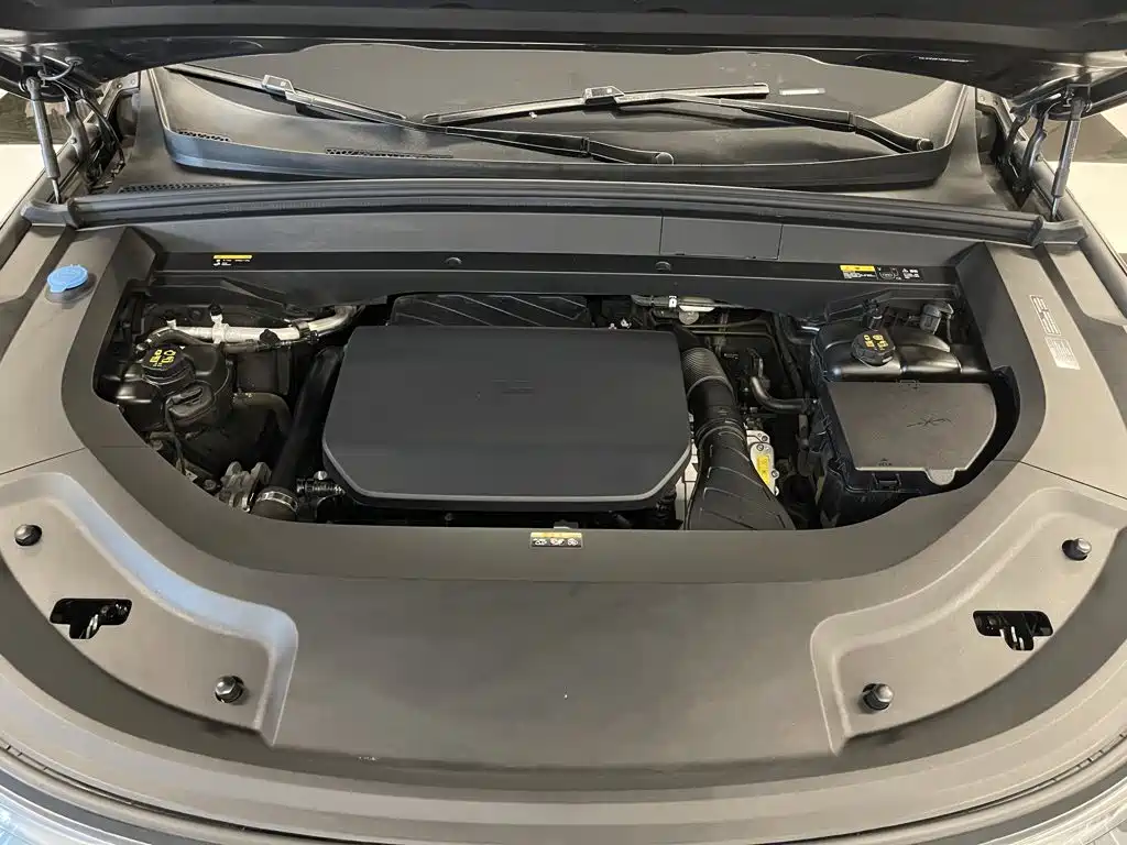 Li Auto Li L8 — миниатюра 12