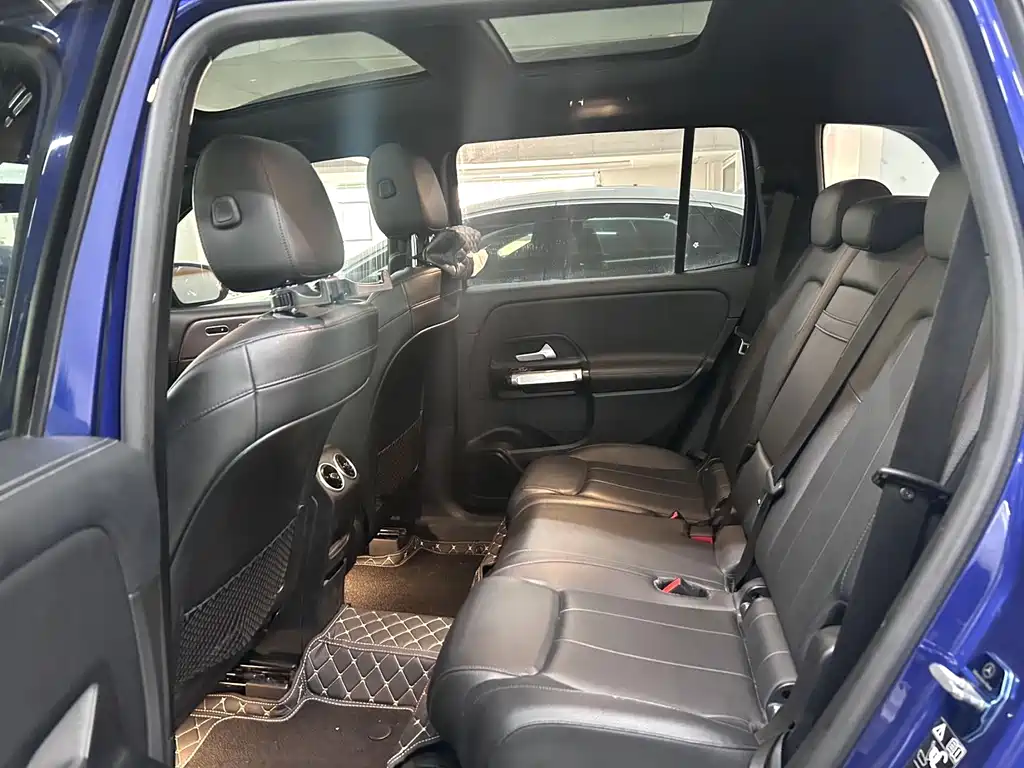 Mercedes-Benz GLB — миниатюра 6