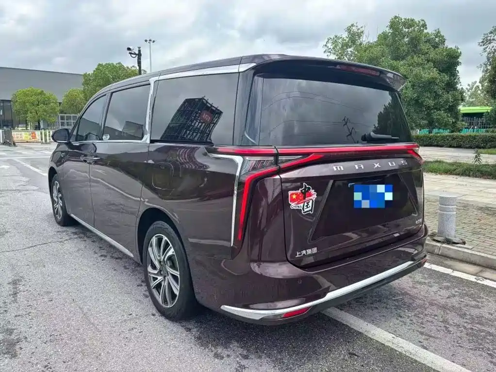 Maxus G90 2023 2.0T мест