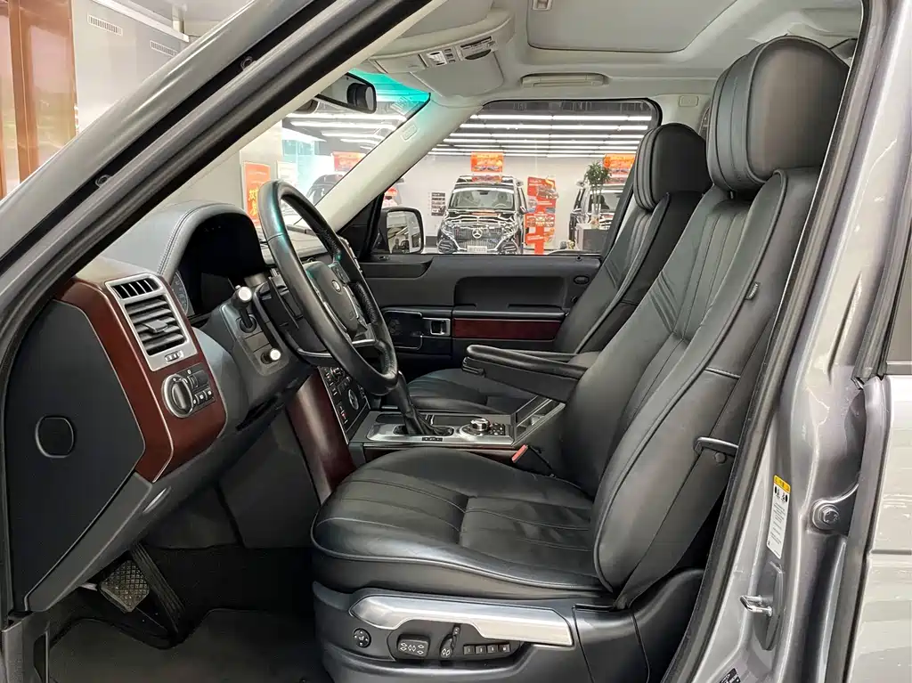 Land Rover Range Rover — миниатюра 11