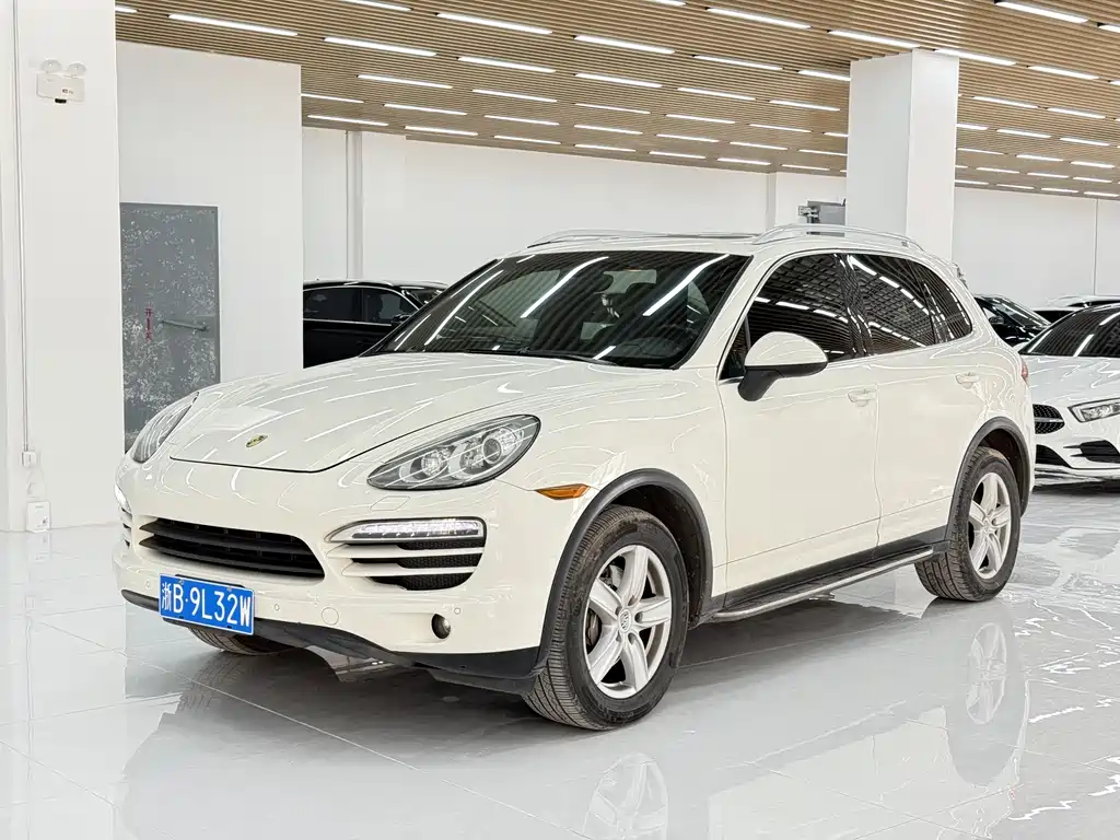 Porsche Cayenne 2012