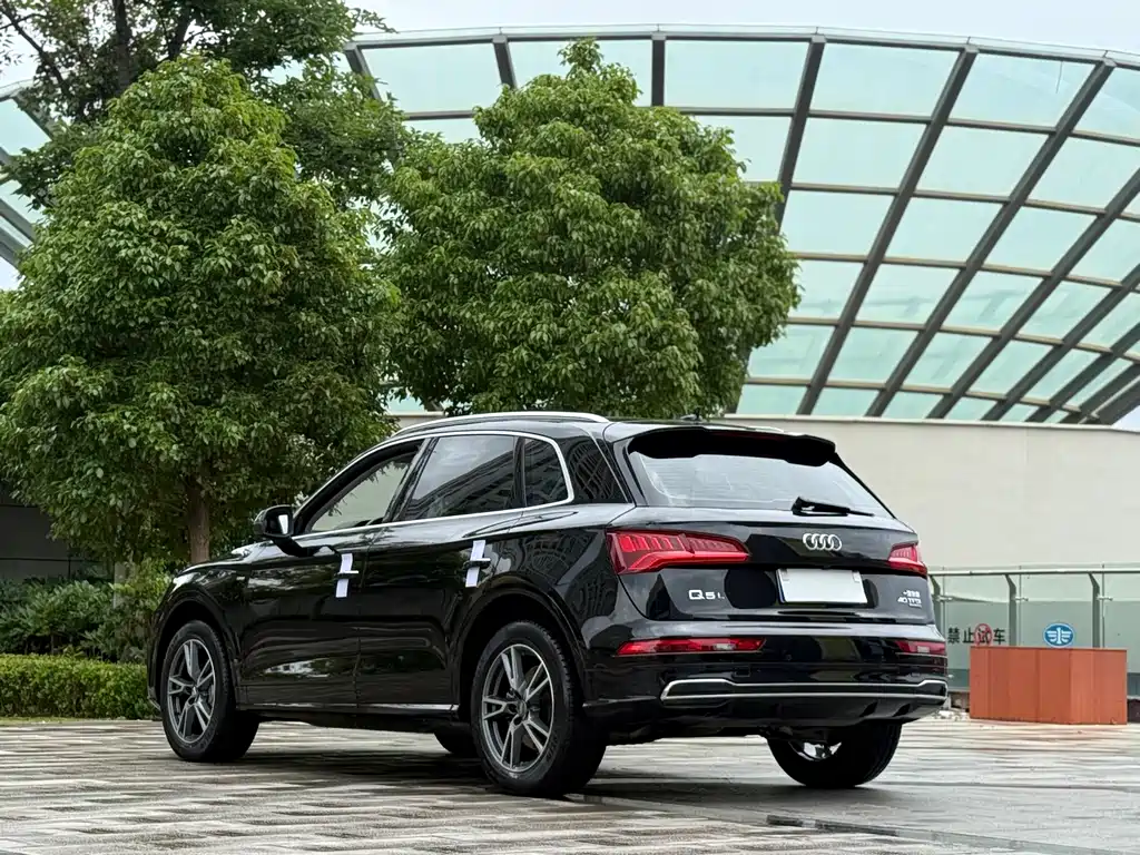 Audi Q5L 2020 40 TFSI Fashion