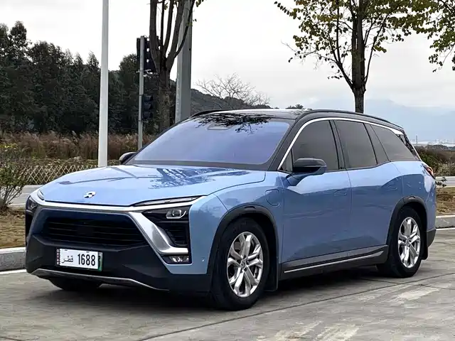 NIO NIO ES8 2018