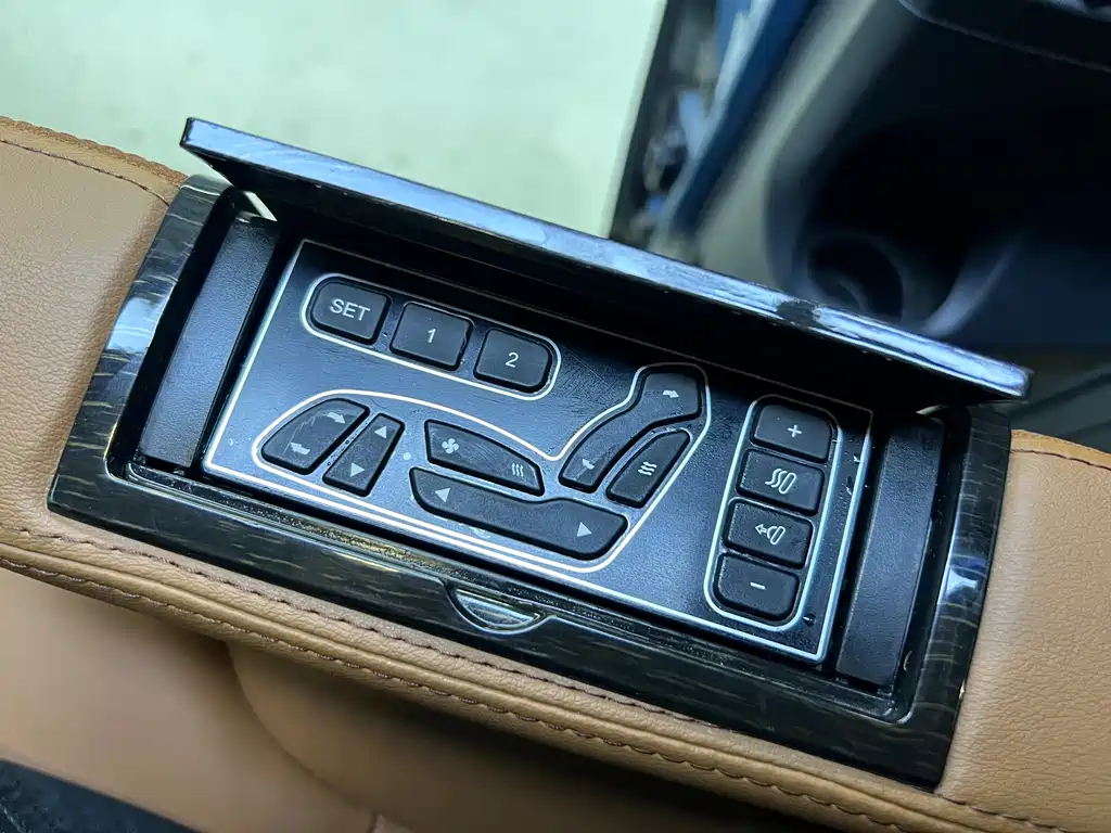 SAIC MAXUS CHASE G10