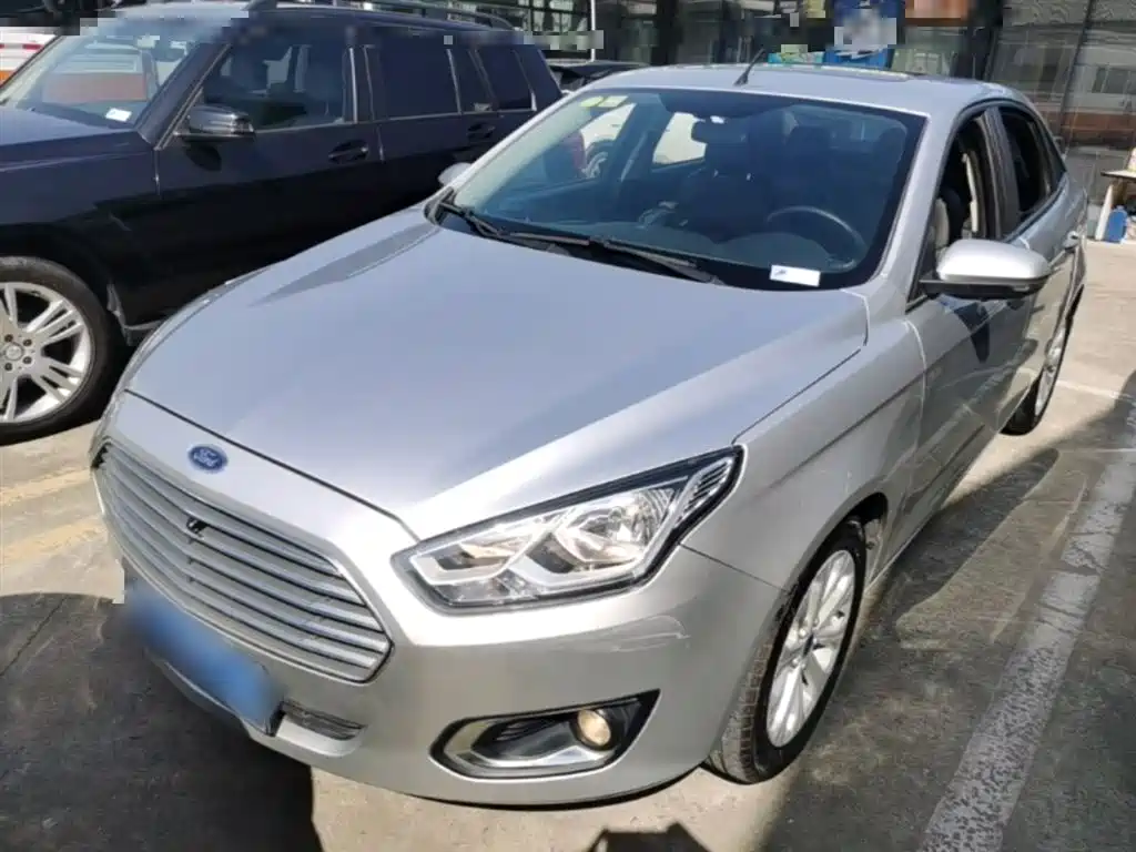 Ford Escort 2015