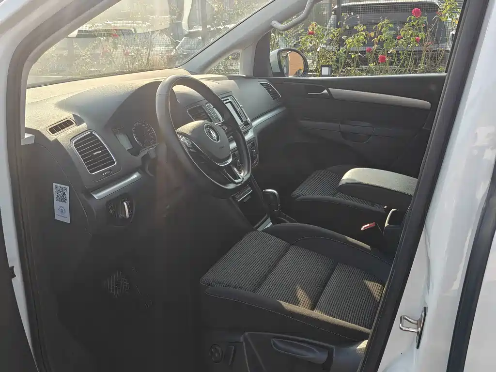 Volkswagen Sharan — миниатюра 12