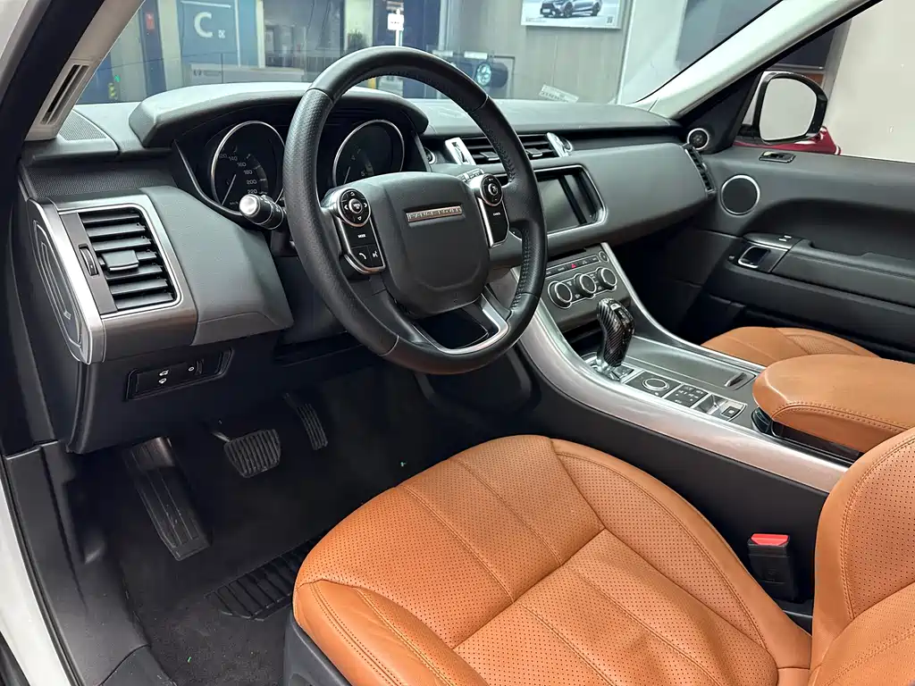 Land Rover Range Rover Sport 2015 3.0T