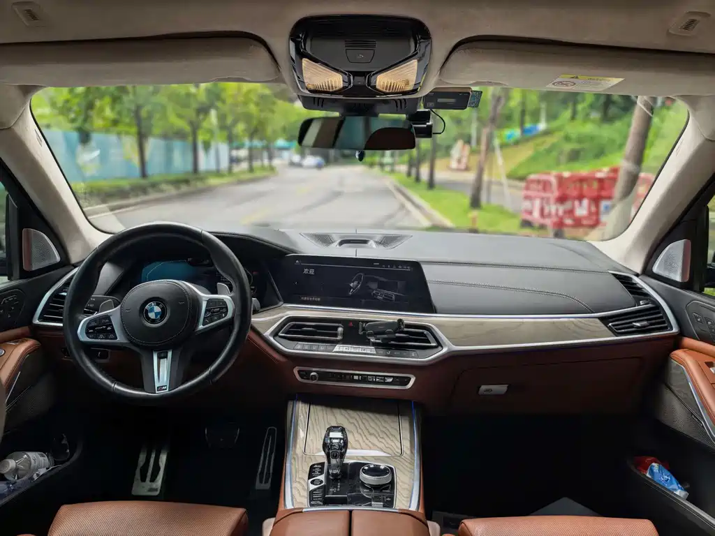 BMW X7 — миниатюра 6