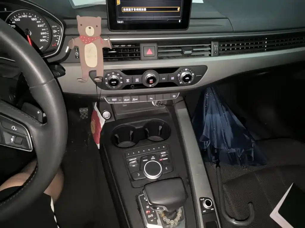 Audi A4L — миниатюра 9