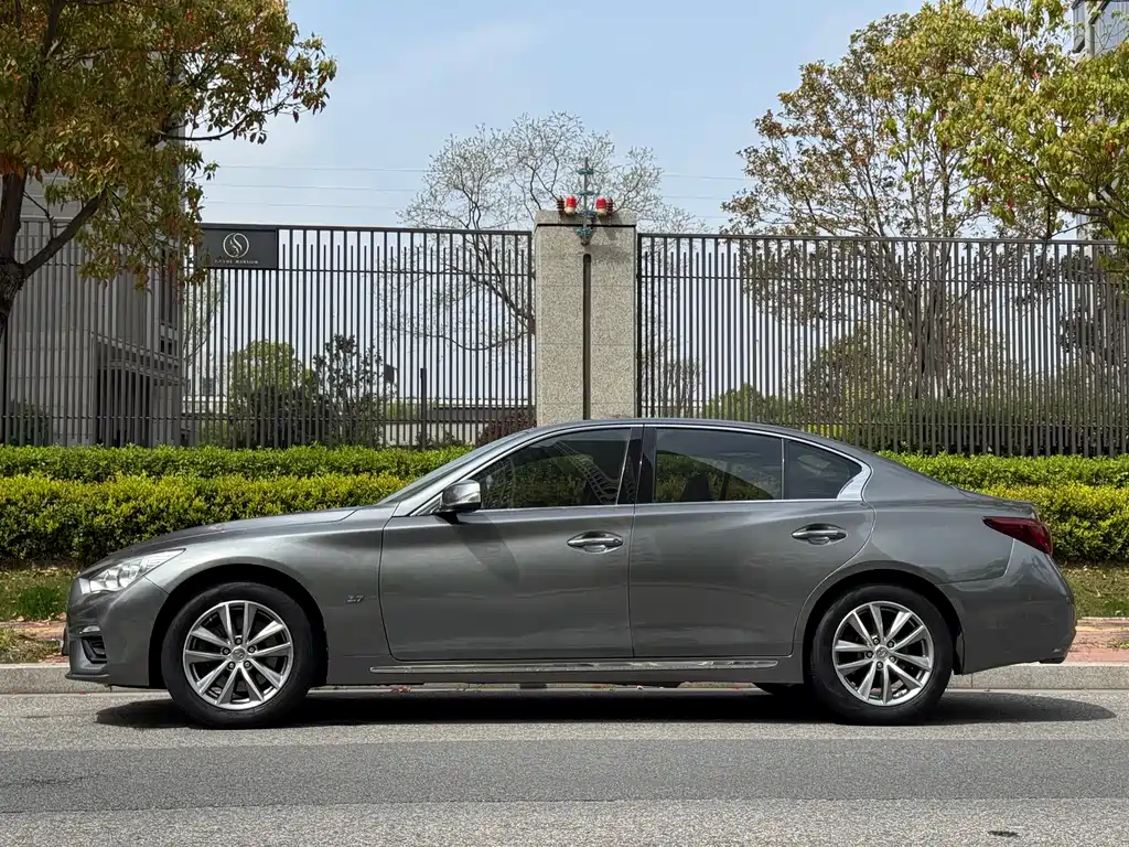 Infiniti Q50L 2018 2.0T Comfort VI
